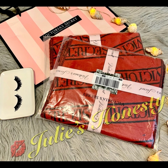 NWT VICTORIA’S SECRET LOGO LONG SCARF - Picture 2 of 2